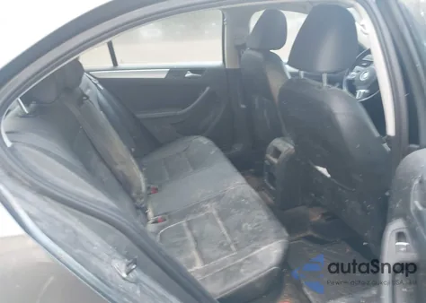 2014 Volkswagen Jetta 1.8T Se from USA, damaged, VIN 3VWD17AJ9EM373540